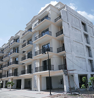 Project construction update of signature global park 4&5 buy 2 bhk flats in sector 36, Sohna , South of Gurugram.
